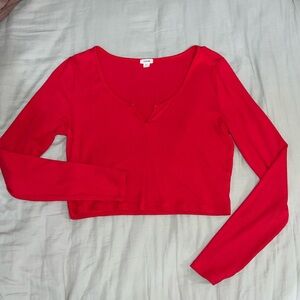 Long sleeve crop top from GARAGE !